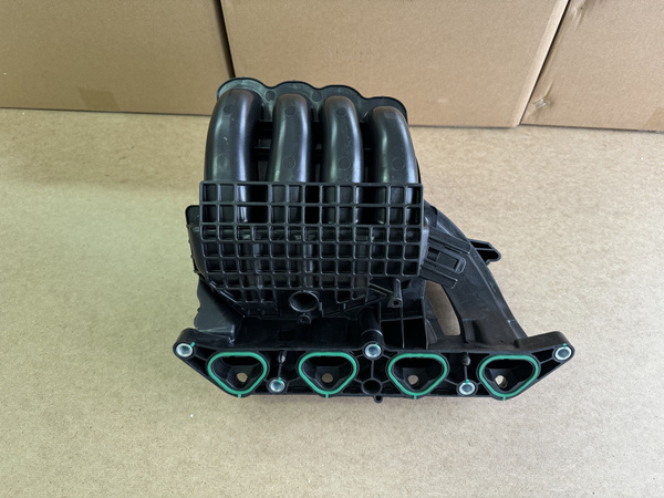 Коллектор впускной 036129709KA Volkswagen Поло VAG 1.6 Skoda Fabia ...