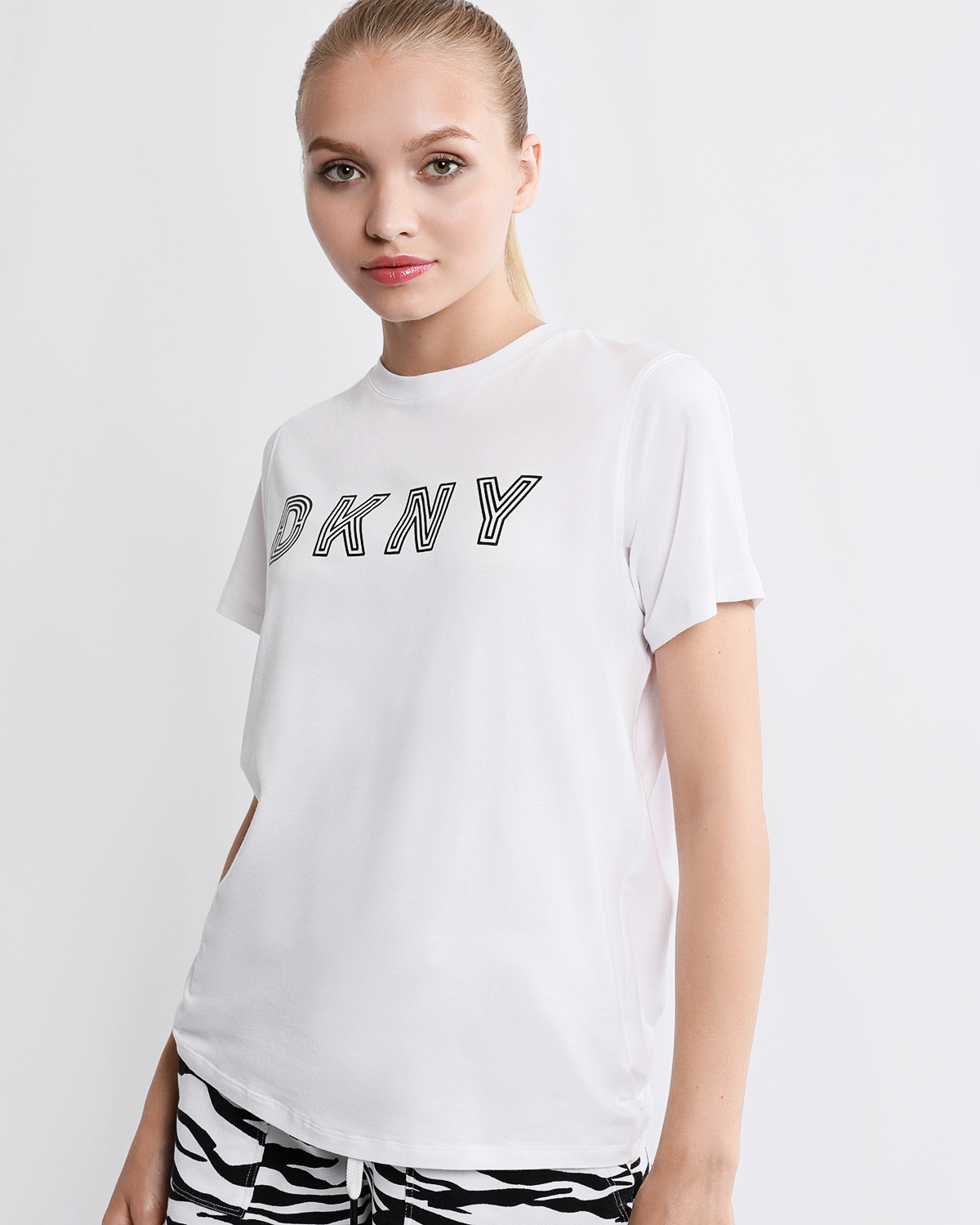 Футболка DKNY - купить по выгодной цене в интернет-магазине OZON