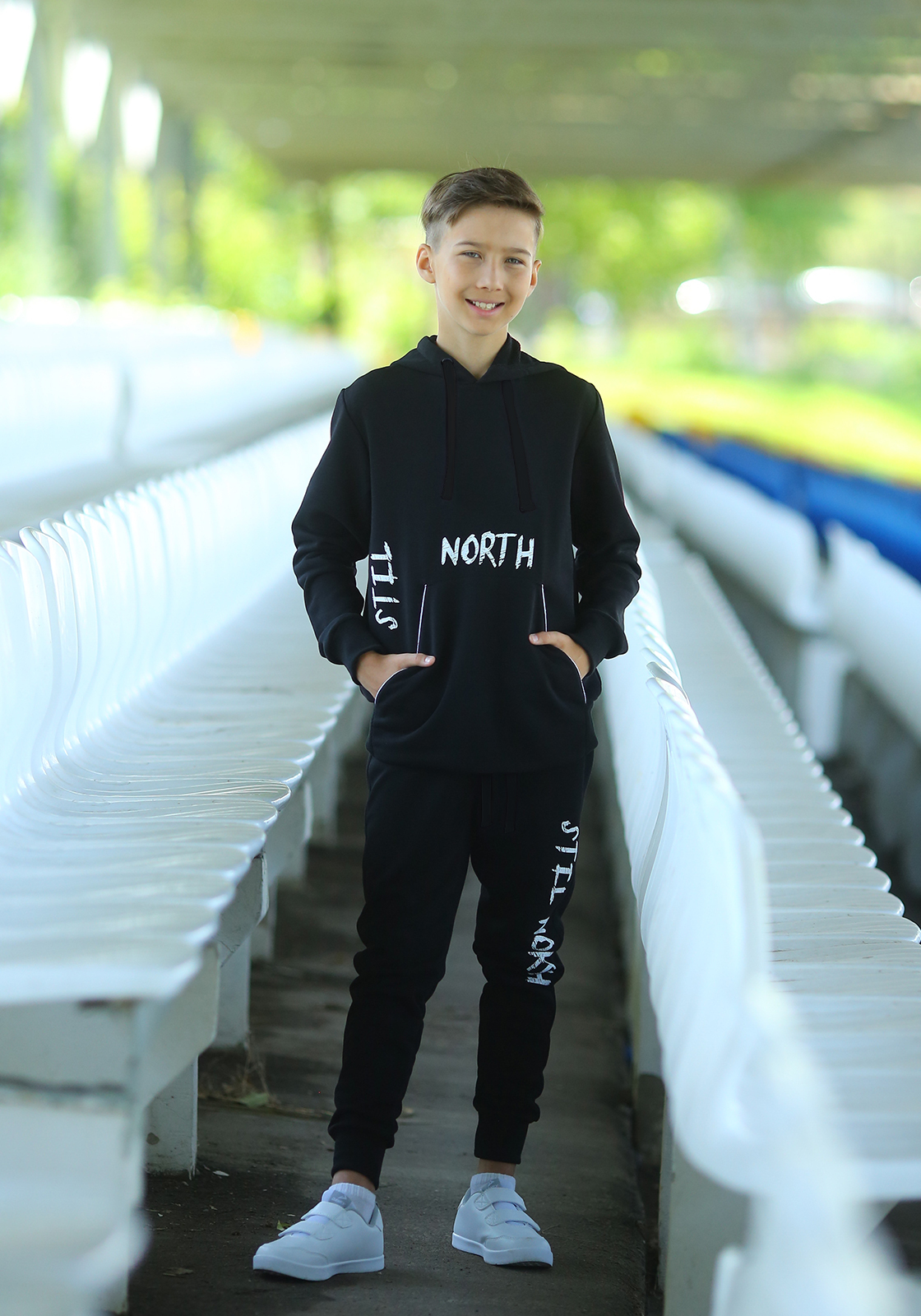 Спортивный костюм 140. Спортивная одежда North. North West костюмы спортивные. Костюм the North face. Спортивный костюм Норт фейс.