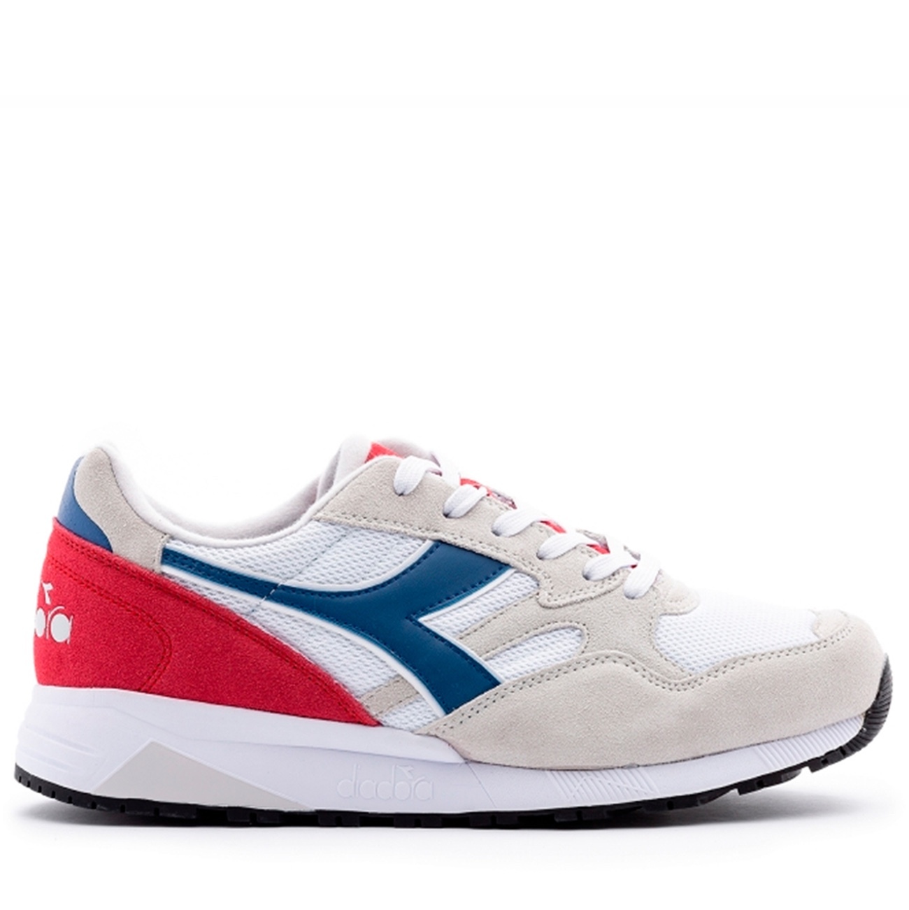 Diadora кроссовки чей бренд. Diadora n902. Diadora 902 s. Diadora кроссовки n902. Диадора 902 кроссовки мужские.