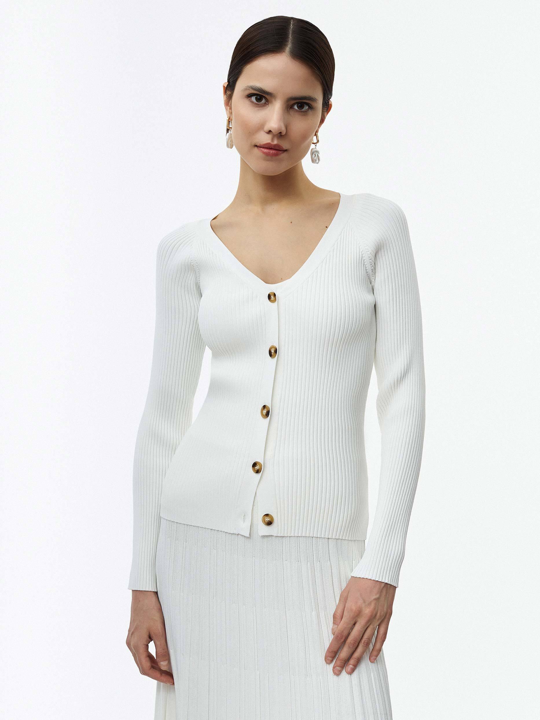 Amato кардиган 054303. Тонкий трикотажный кардиган женский. Облегающие кардиганы. Тонкий кардиган на пуговицах. Облегающие кардиганы.