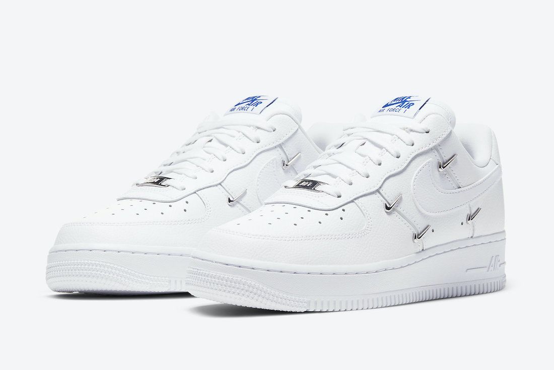 Air force one store small swoosh