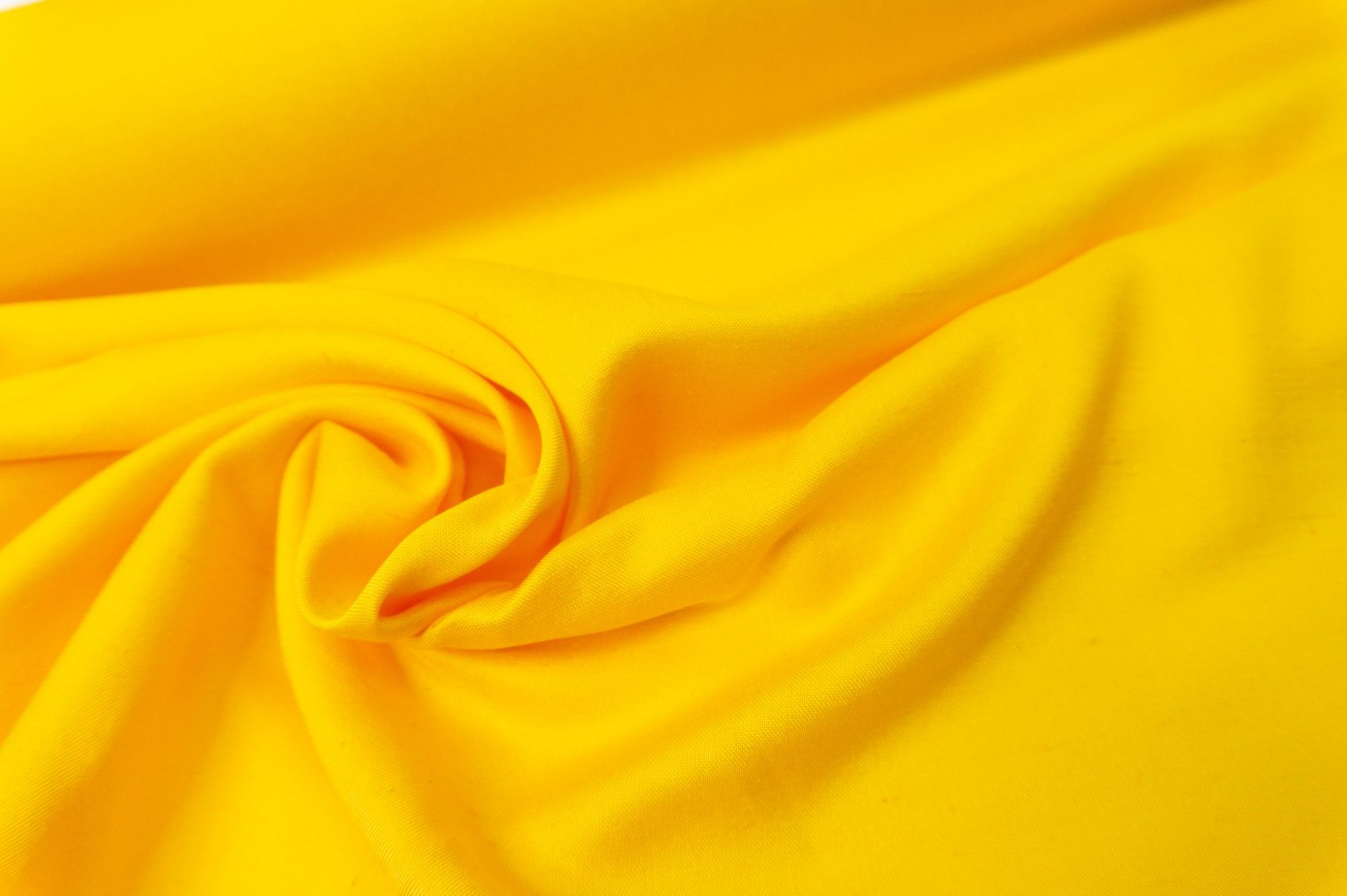 Ткань приятная на ощупь. Желтая ткань. Вискоза ткань желтая. Желтый лен ткань. Ткань хлопок желтый.