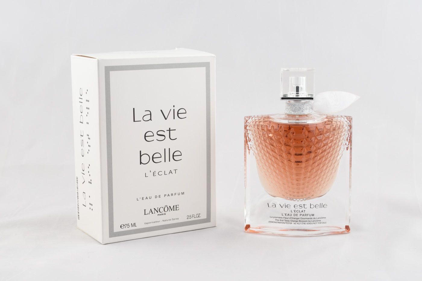 Belle eclat. Lancome la vie est Belle l'Eclat 75ml тестер. Lancome la vie est Belle l'Eclat 75 мл. Lancome/ la vie est Belle/75 ml/тестер. Lancome la vie est Belle EDP 75 ml.