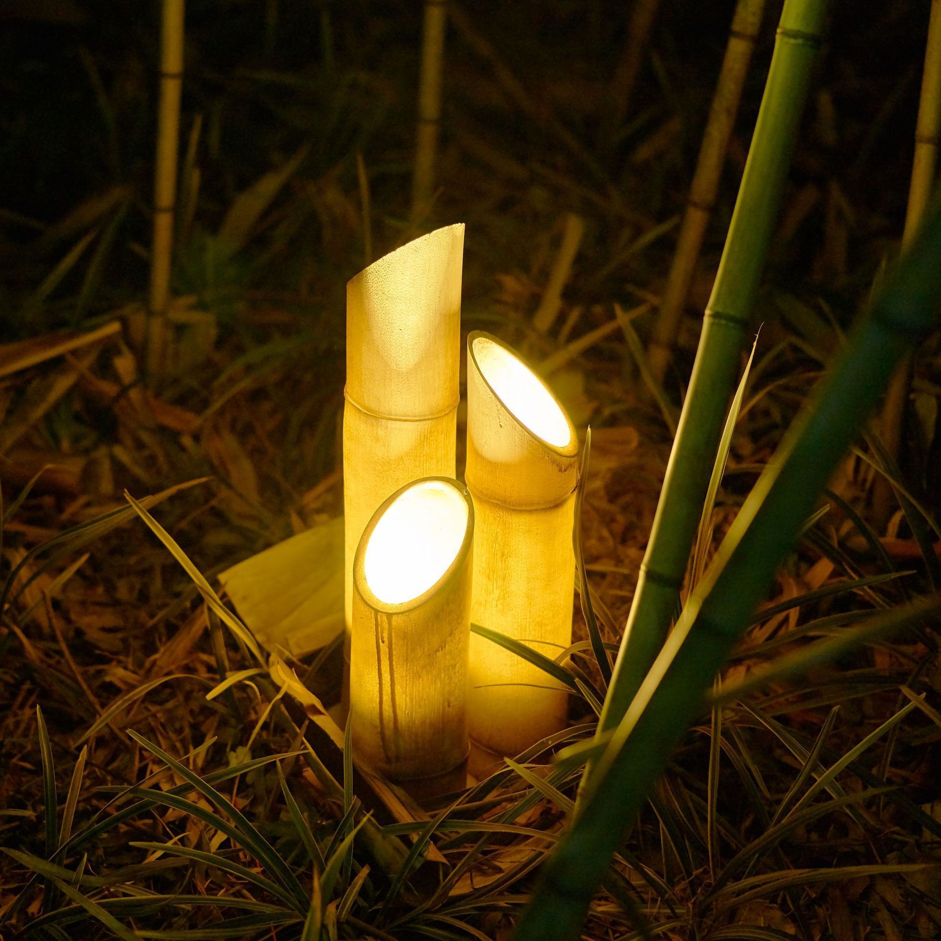 Bamboo glow. Светильник имитация бамбука. Бамбук уличный