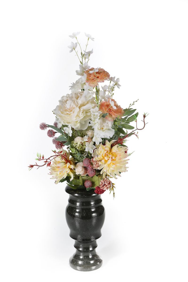 Популярные цветы для зимних свадебных букетов