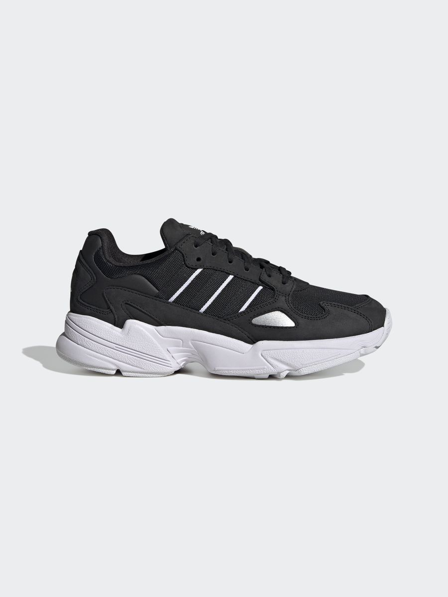 Adidas falcons outlet black