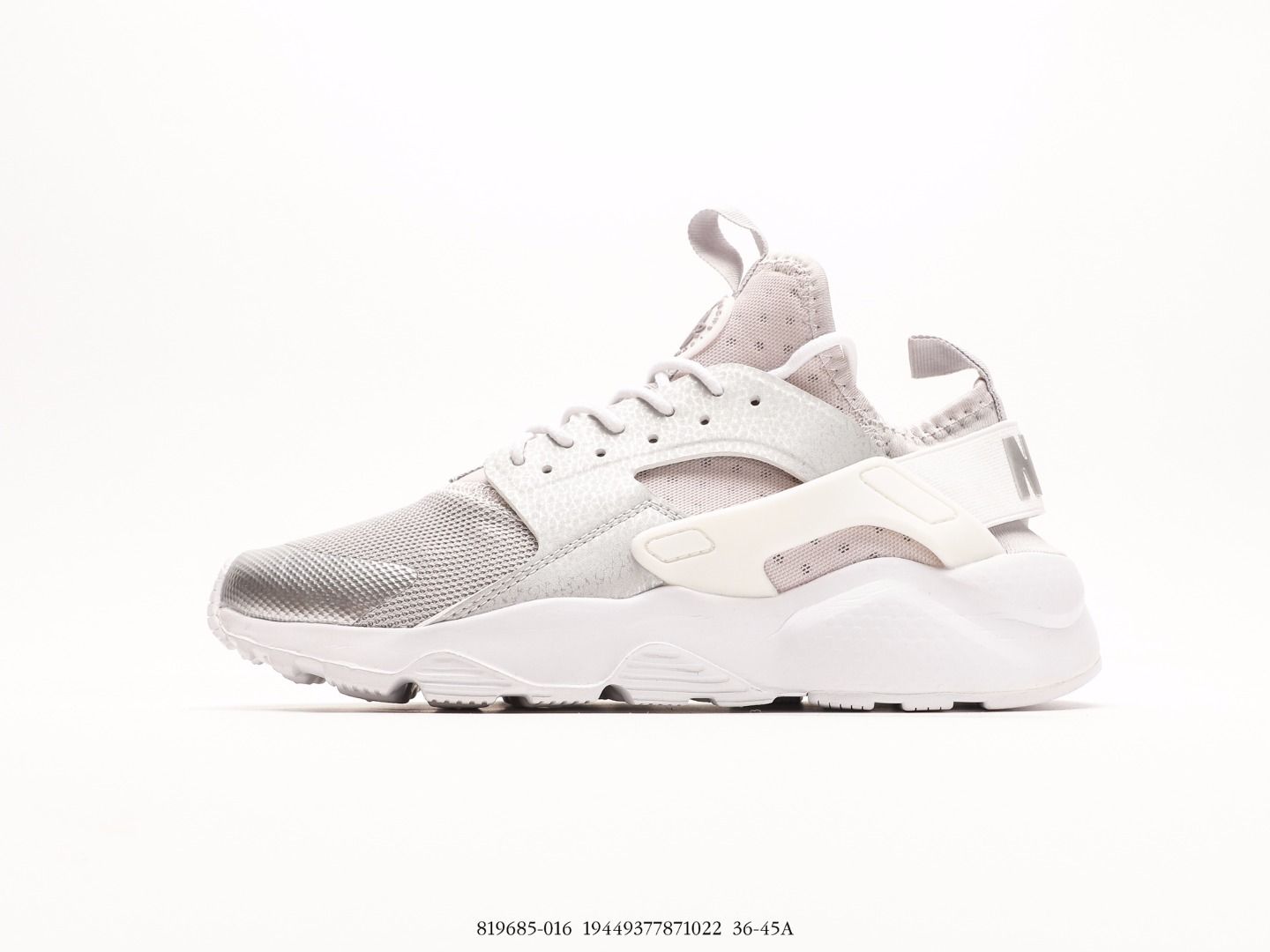 Nike air huarache ultra hotsell women's white