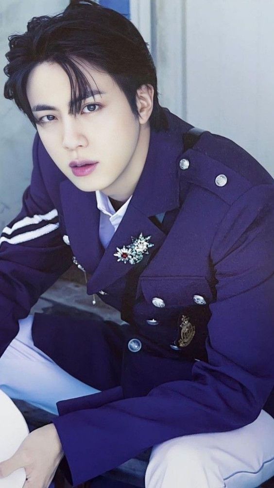 Jin 2022. Сумасшедший кореец. Jin 2022. Bts v jin. Бтс фотосессия чусок.