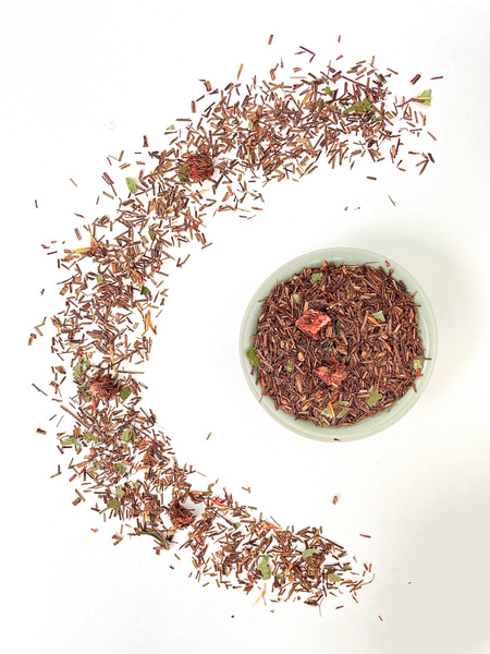 Китайский Чай травяной Ройбос Земляничный - купить с доставкой по ...