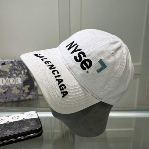 Бейсболка Balenciaga - купить с доставкой по выгодным ценам в интернет ...