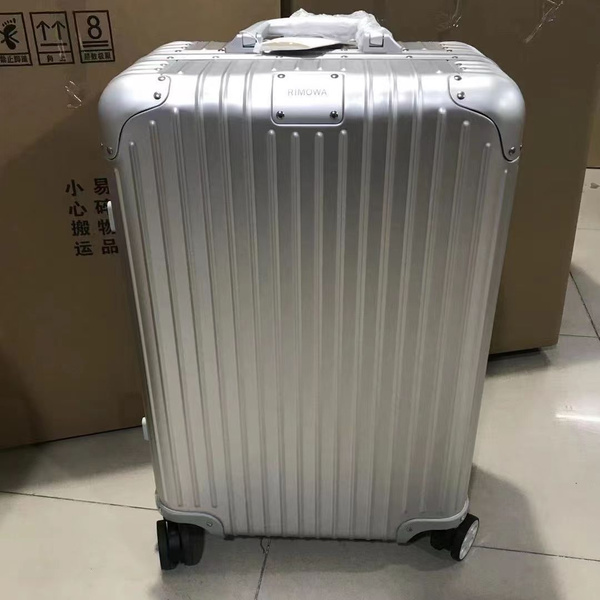 RIMOWA Чемодан Алюминий 68 см купить на OZON по низкой цене (1731796966)