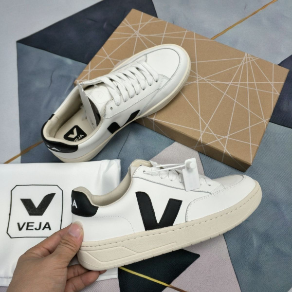 Кроссовки Veja - купить с доставкой по выгодным ценам в интернет ...