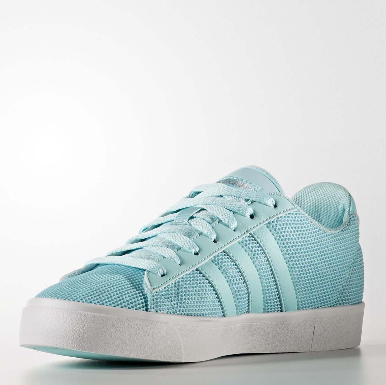 Кроссовки adidas описание. Кроссовки адидас клоудфоам. Кроссовки adidas Cloudfoam Groove. Кеды adidas Cloudfoam. Cloudfoam adidas кроссовки женские.