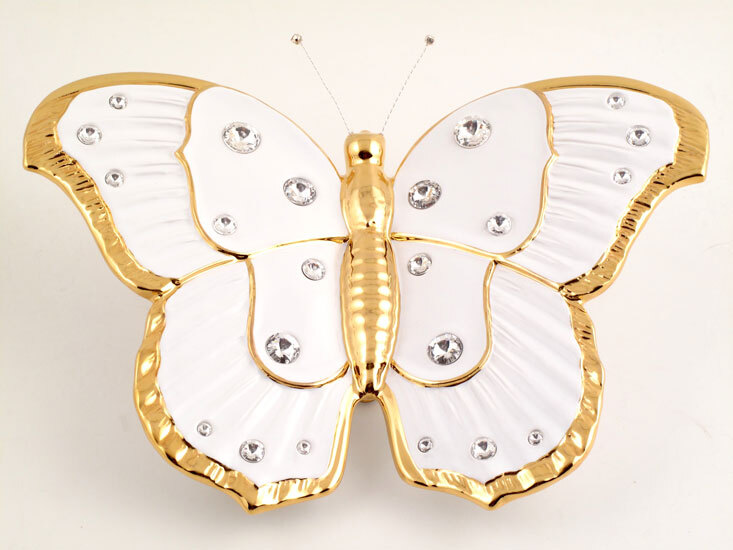 Белые бабочки с золотом. Статуэтка бабочка. Бабочка из керамическая. Золотая бабочка из керамики