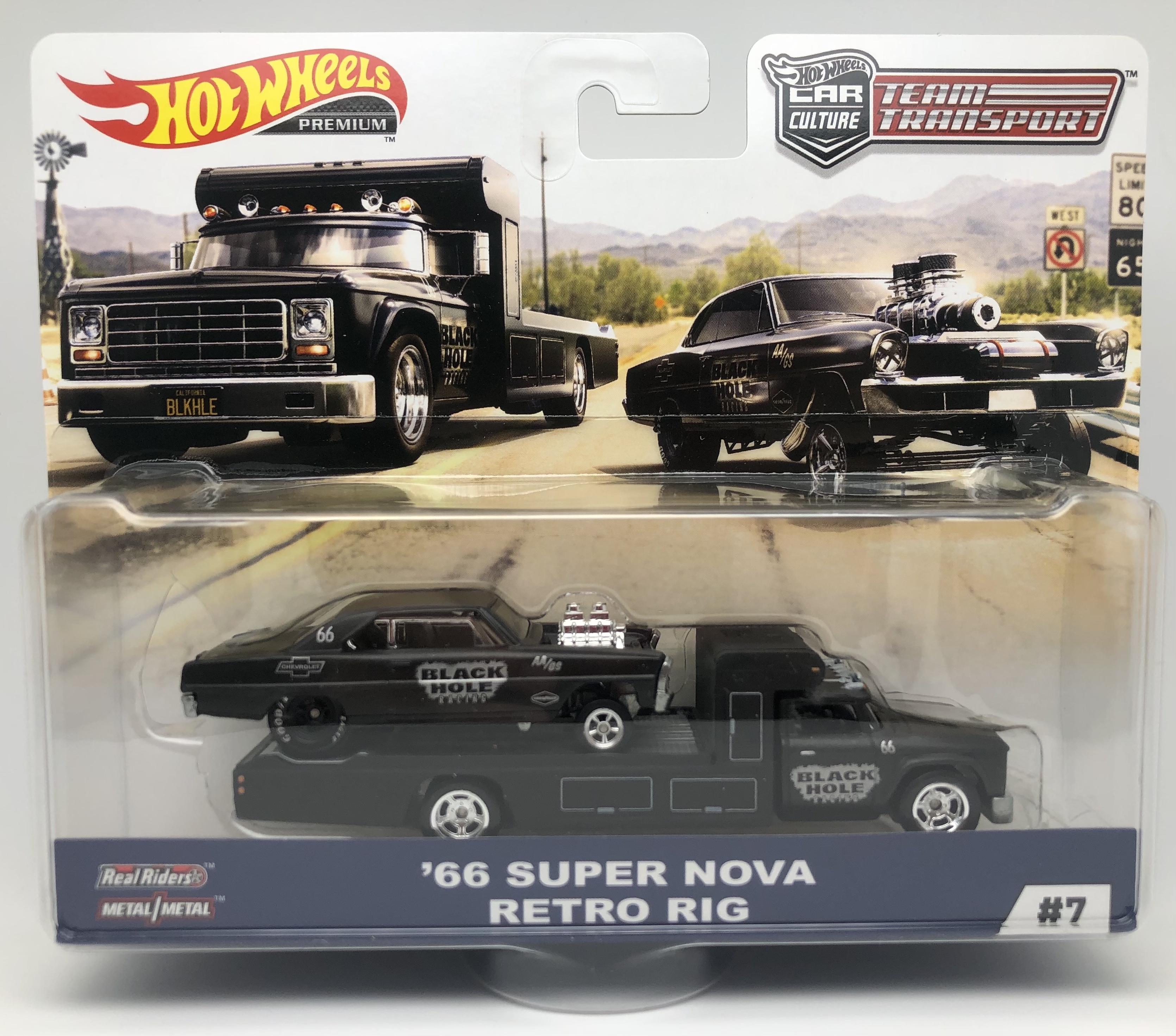 Hot Wheels '66 Super Nova + Retro Rig 