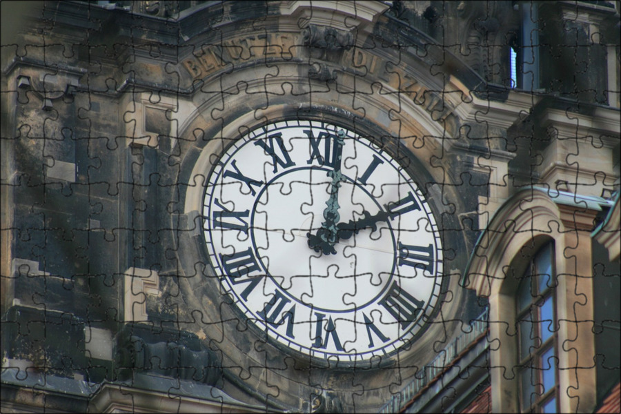 1404 на часах. Циферблат Биг Бена. Часы. Старинные башенные часы. Башня с часами.