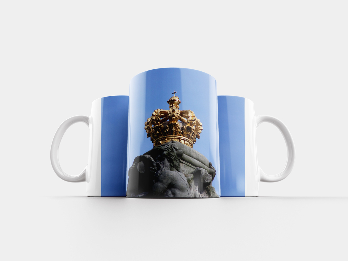 5. Тойота краун комфорт 1997. Светильник миг-1026 от broil king. Crown 320. Фигурка красная птичка на кружках аура богемии.