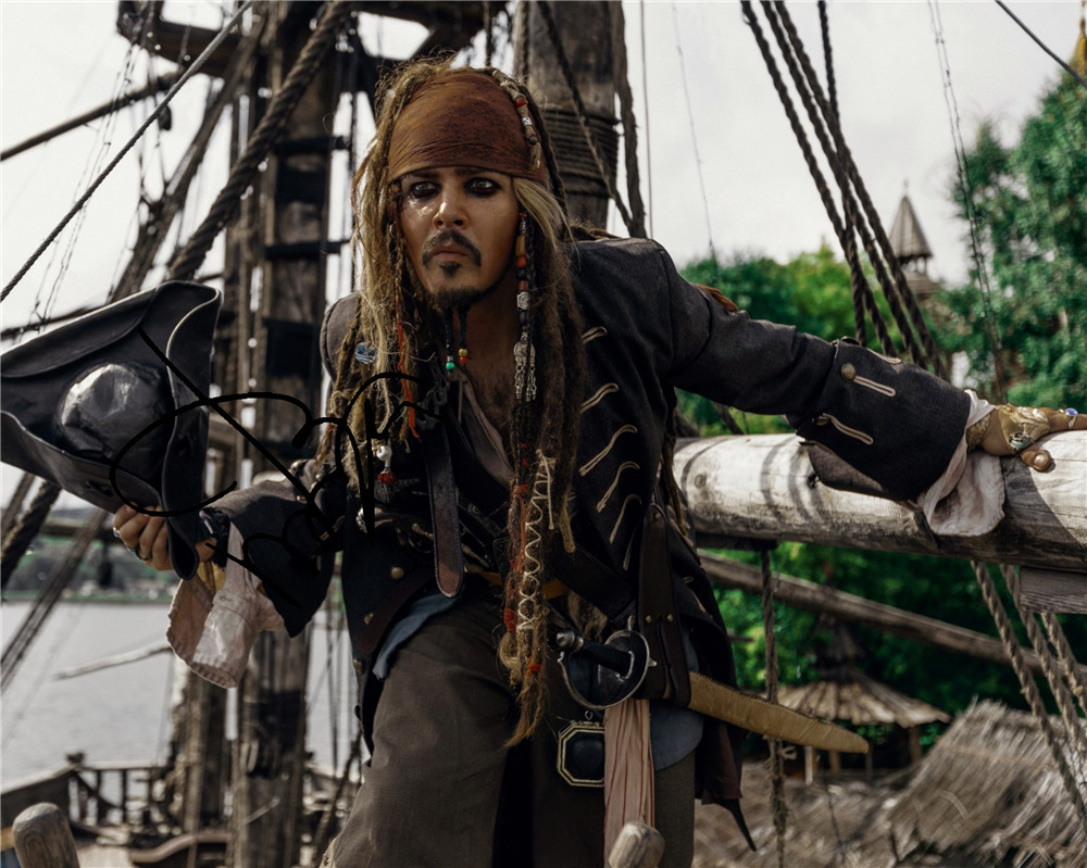 Капитан Джек Воробей пираты Карибского моря 4