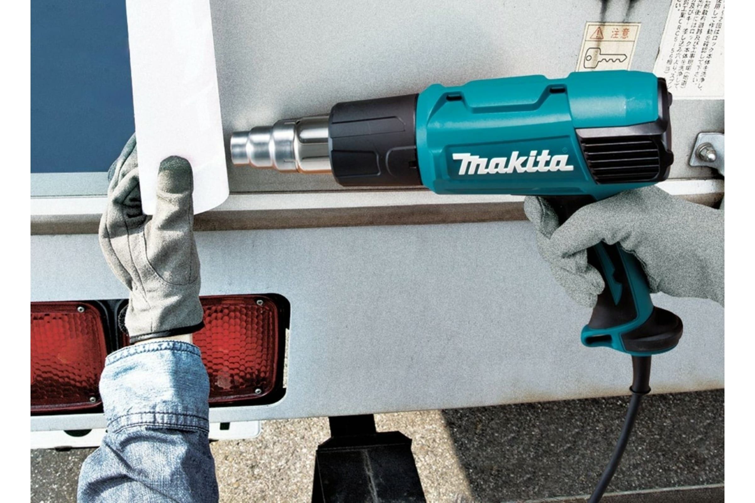 Как снять краску строительным феном. Фен технический Makita hg6031vk. Фен строительный Makita hg5030k. Термопистолет Makita hg6031vk. Термопистолет Makita hg5030k.