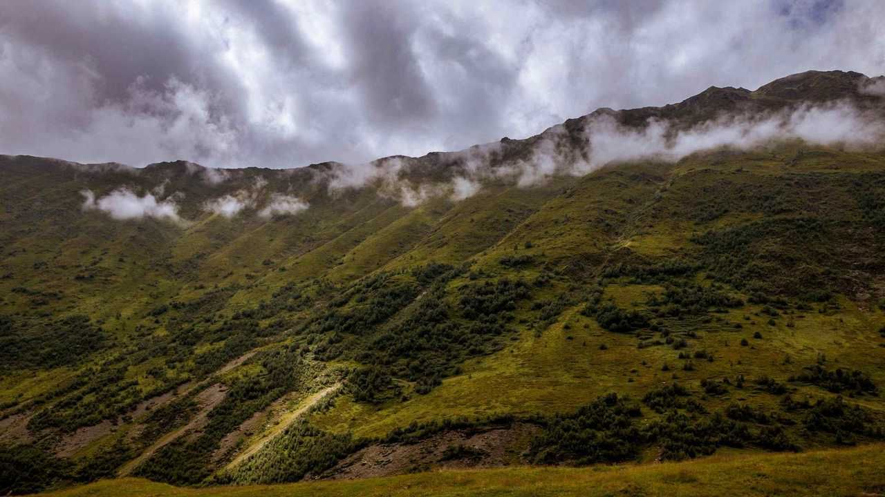 Склон рельефа. Трава рельеф. Облака рельеф. Склоновый рельеф.