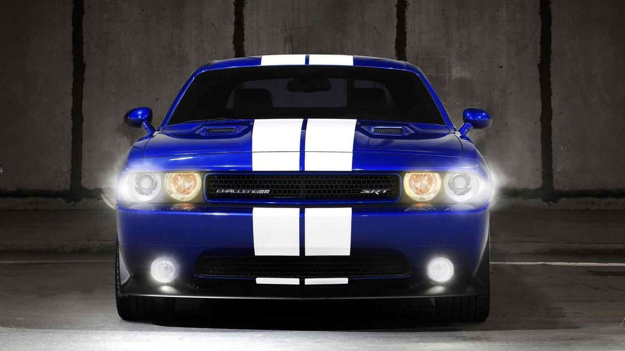 dodge challenger srt8 392