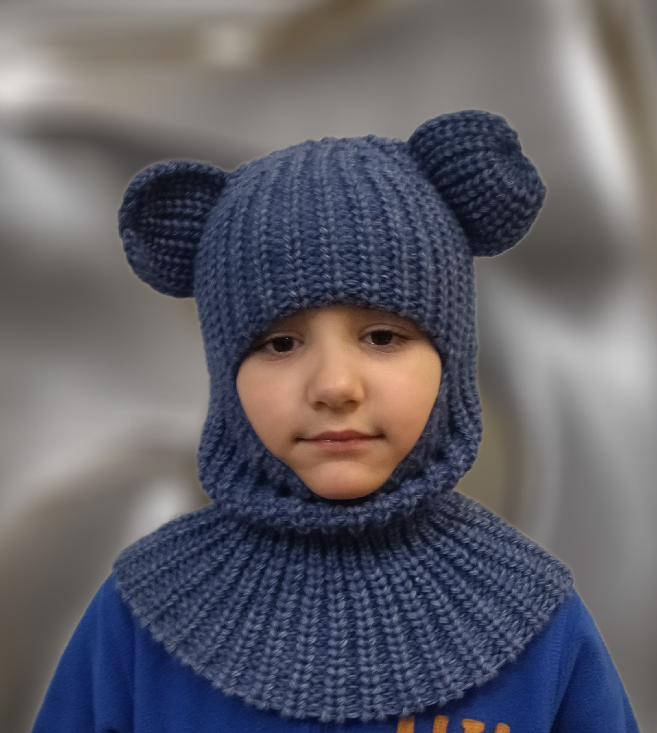 Балаклава вязаная детская. Балаклава детская с ушками вязаная. Детская балаклава с ушками. Детская балаклава с ушками. Детская балаклава с ушками.
