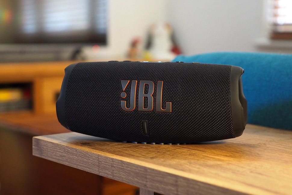 Jbl charge 5 фото