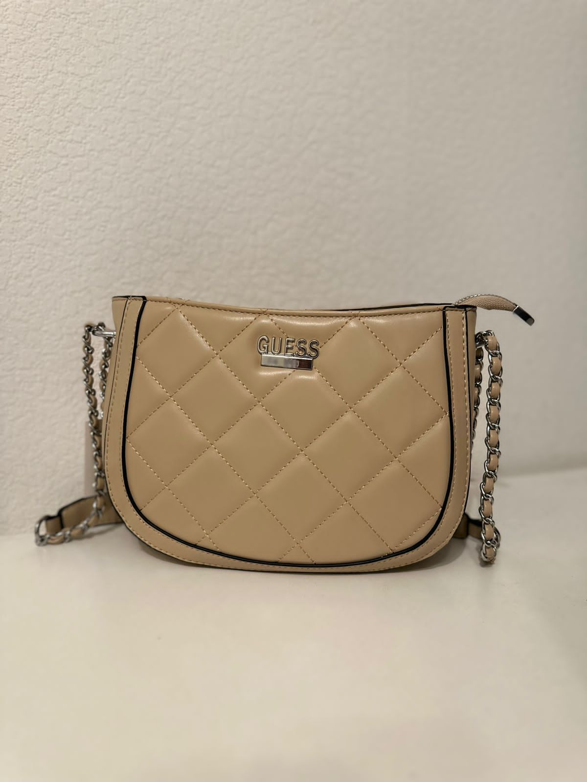 Guess sweet deals candy crossbody