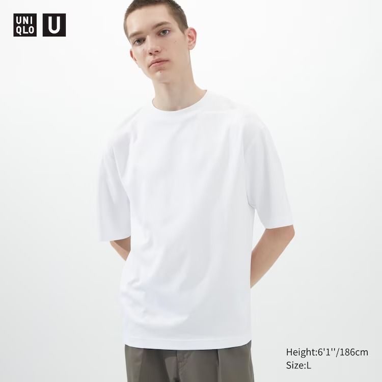 ФутболкаUniqlo