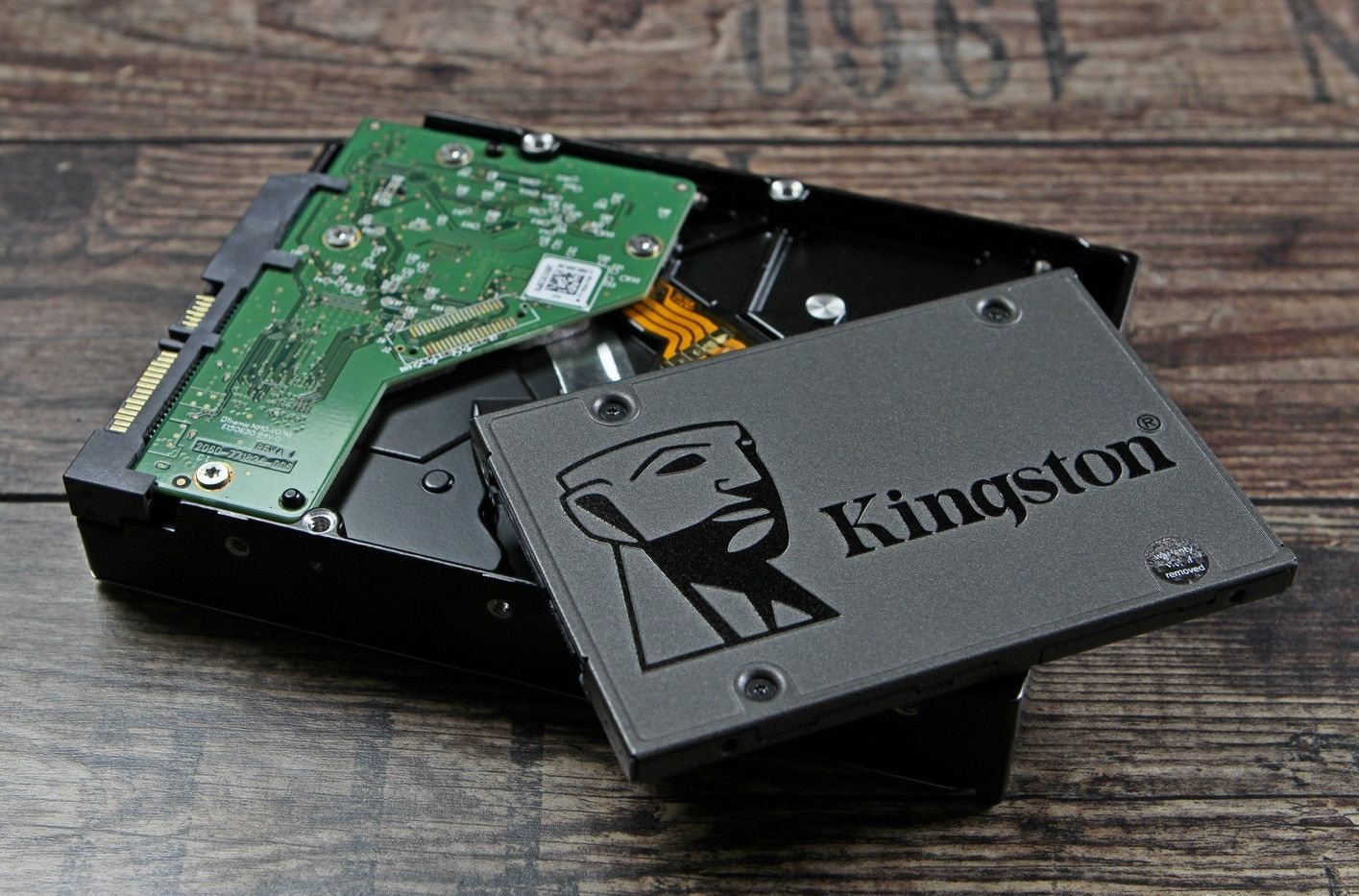 Ssd и жесткий диск в чем разница. Kingston a400 960gb. Твердотельный накопитель Kingston a400. Kingston a400 960 ГБ SATA sa400s37/960g. 960 ГБ 2.5" SATA накопитель Kingston a400.