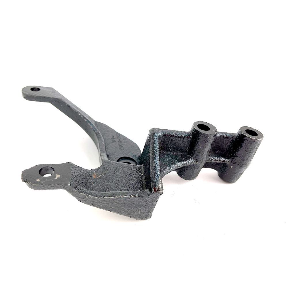 Уаз 2206 кронштейн гура. Кронштейн насоса гур 402 уаз. Кронштейн насоса гур 402 дв. Кронштейн гур умз 421. Кронштейн гура уаз 421.