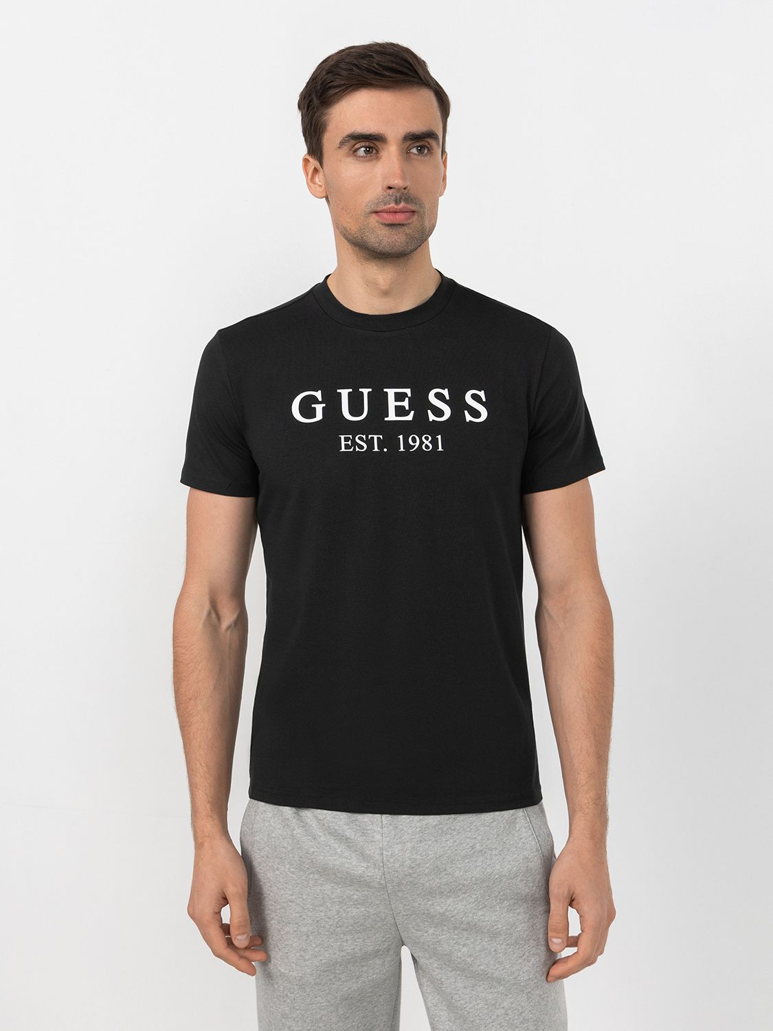 GUESS 48 jet black a996 95