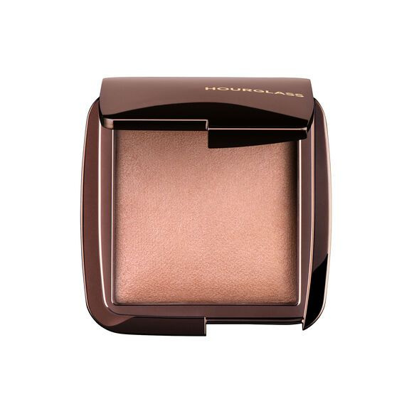 Хайлайтер HOURGLASS radiant light - купить с доставкой по выгодным ...