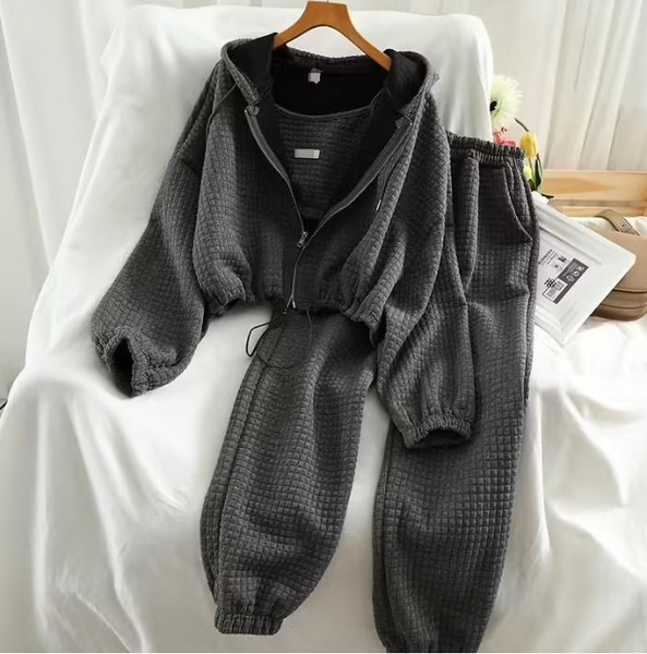 Костюм спортивный Zara - купить с доставкой по выгодным ценам в ...