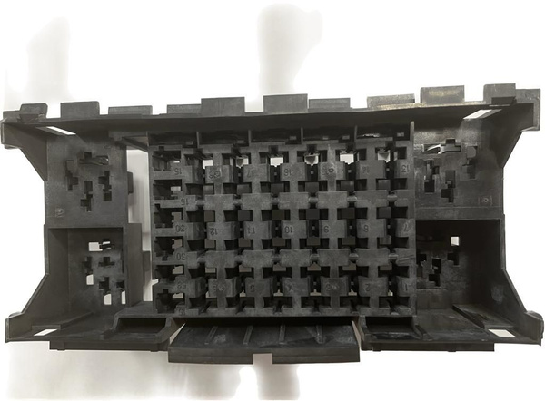 Блок предохранителей и реле Nexia - Daewoo арт. 12015324 - купить по ...