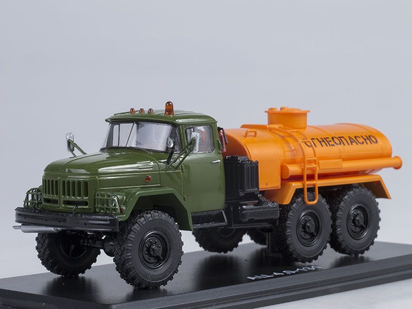 Топливозаправщик АЦ-4.0 (на шасси ЗИЛ-131), масштаб 1:43, Start Scale ...