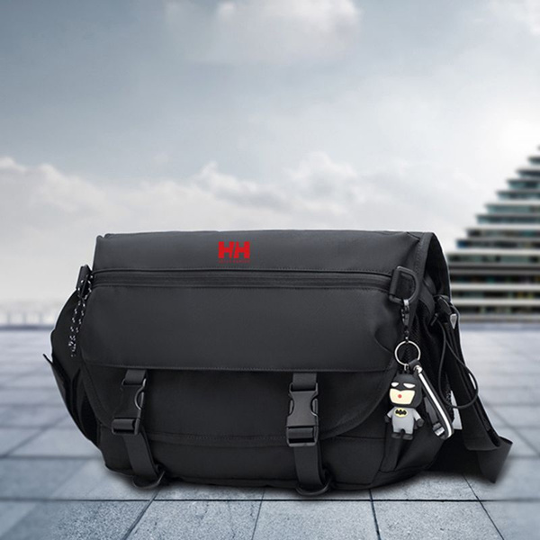 Helly Hansen Сумка на плечо - купить с доставкой по выгодным ценам в ...