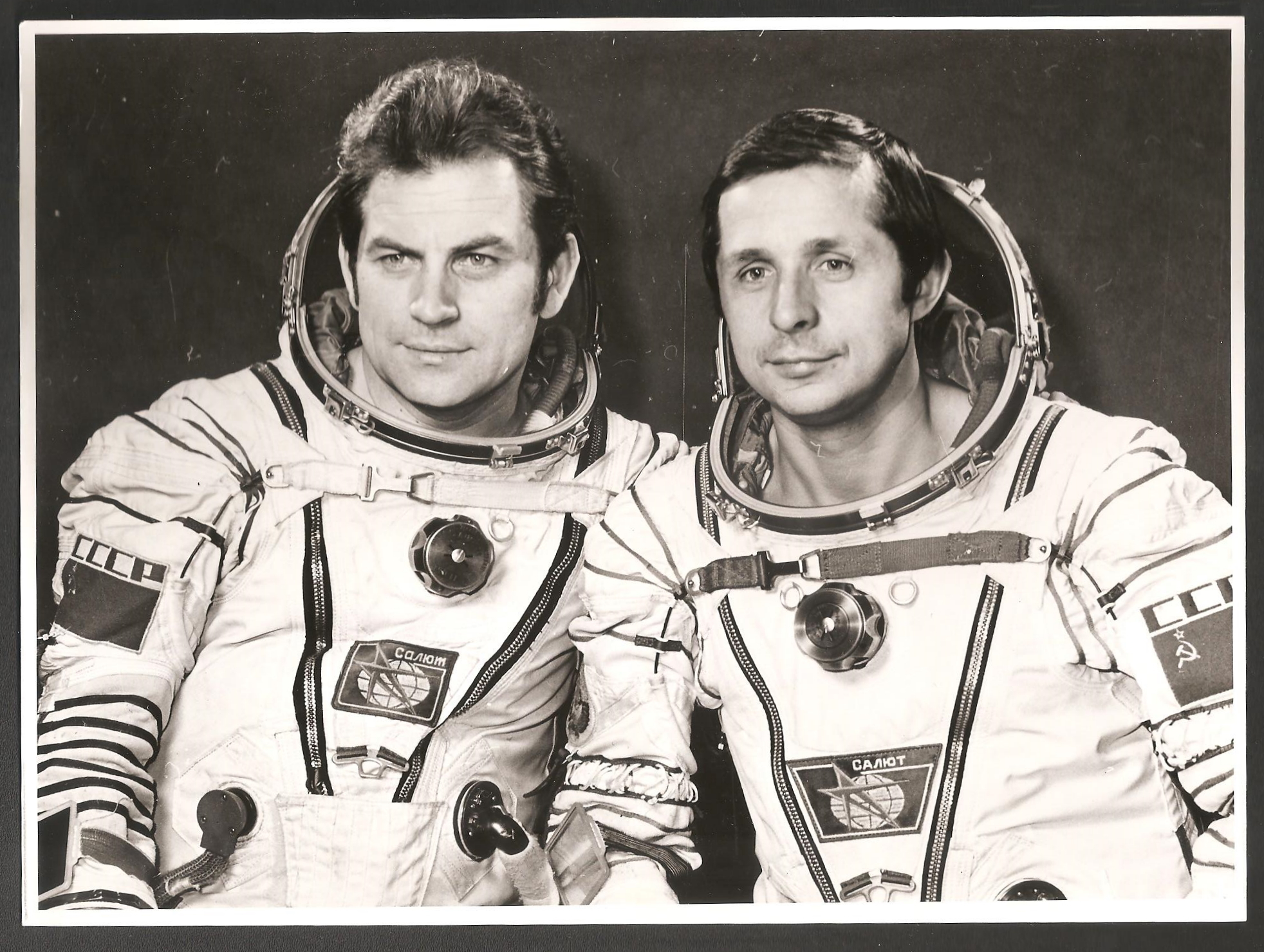 Савиных космонавт википедия. Два Космонавта. Савиных космонавт фото.