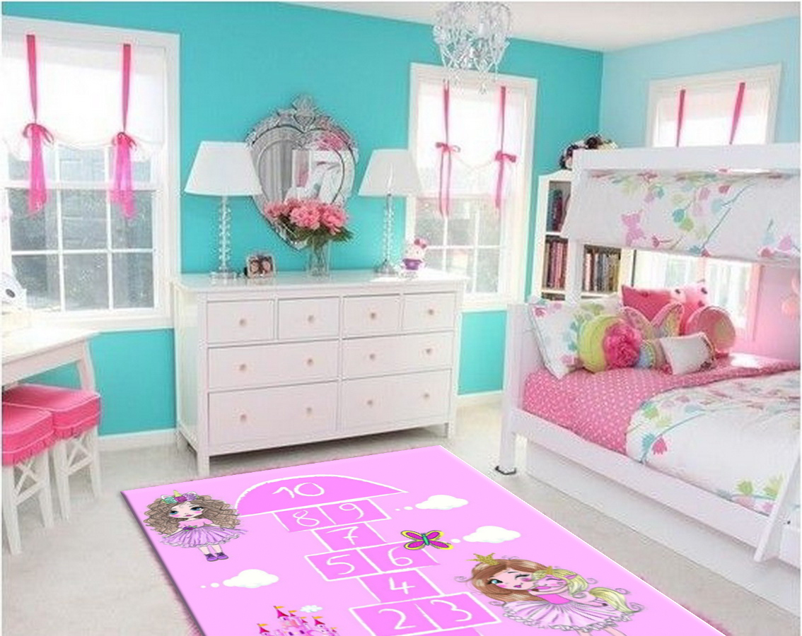 Розово голубая детская комната