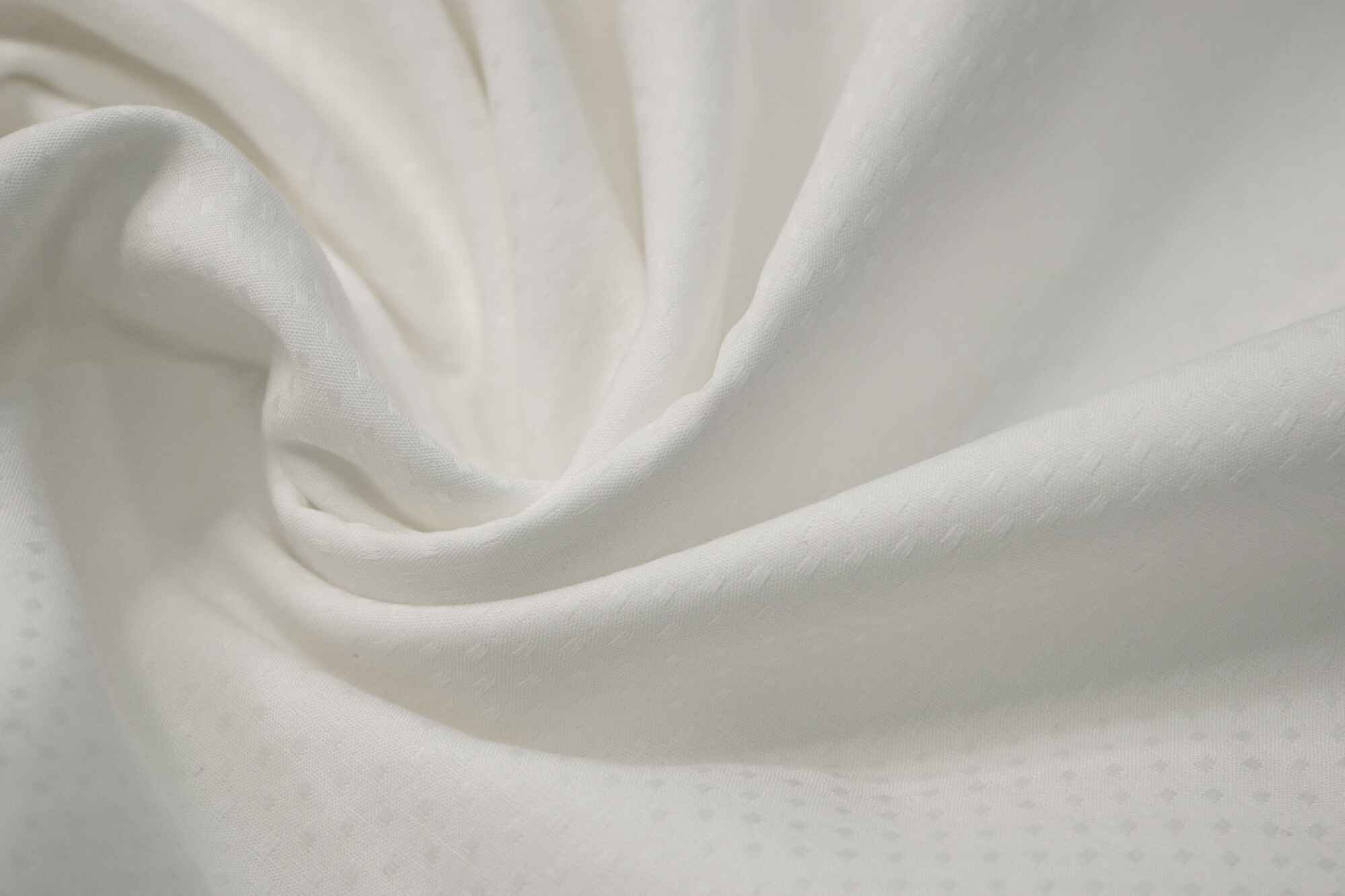 Рубашечная ткань белая