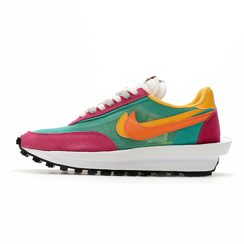 Nike Sacai women