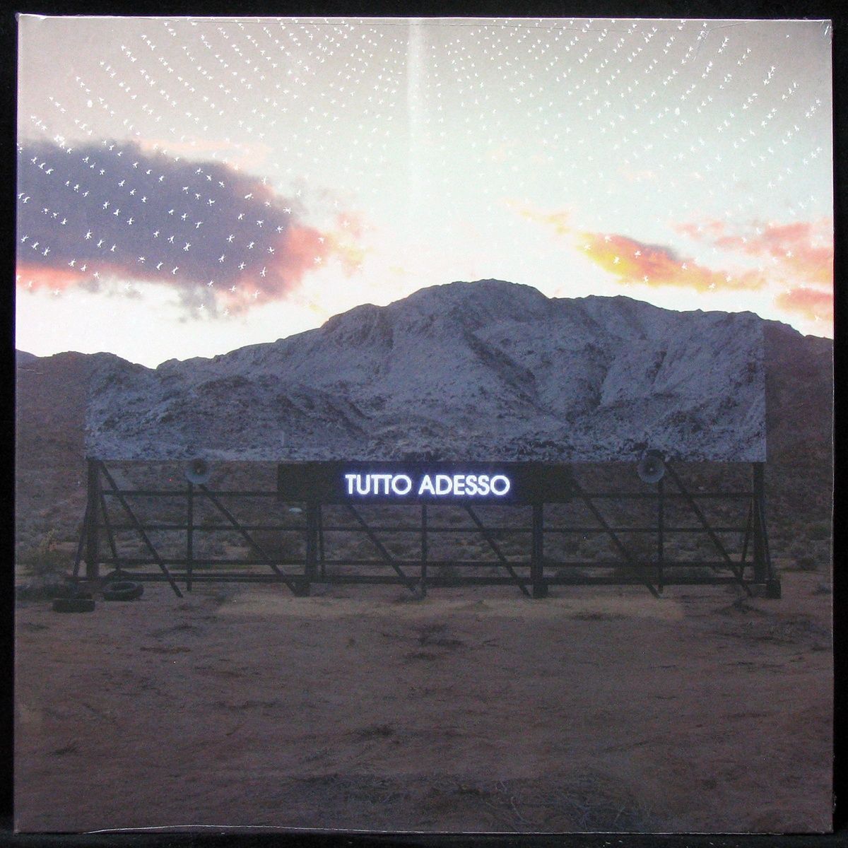 Fire everything. Arcade fire "everything now". Arcade fire albums cd альбом. Arcade fire. Arcade fire arcade fire cover.
