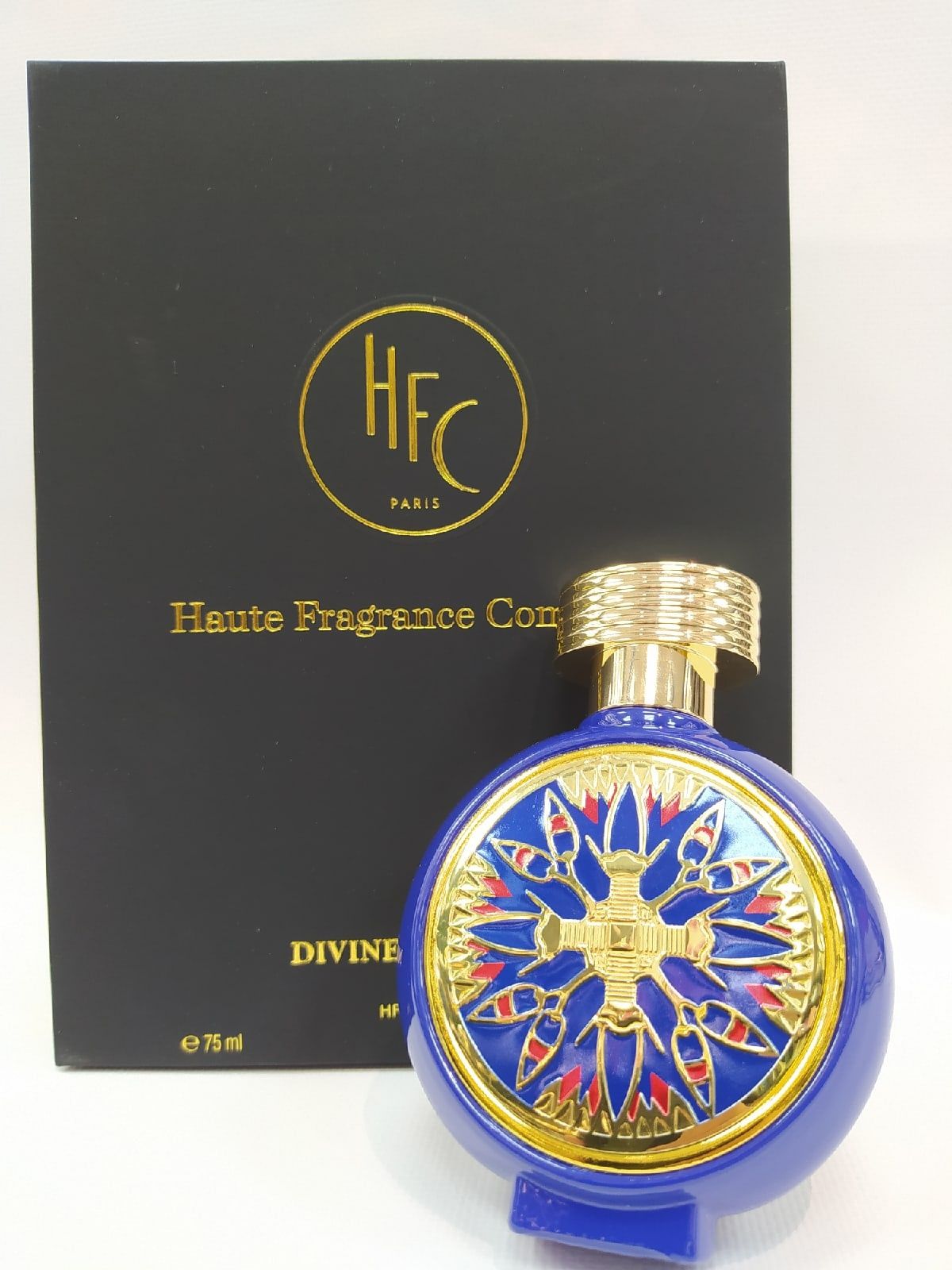 Divine blossom haute. Divine Blossom духи. Духи HFC Divine. Haute Fragrance Company Divine Blossom. Духи Хауте Фрагранс мужские.