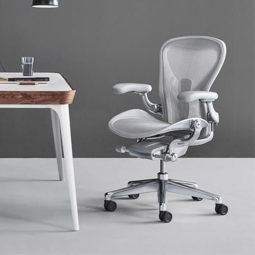 Офисное кресло herman miller aeron