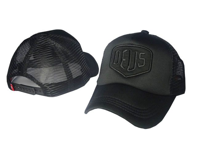 Бейсболка Deus Ex Machina Snapback Cap