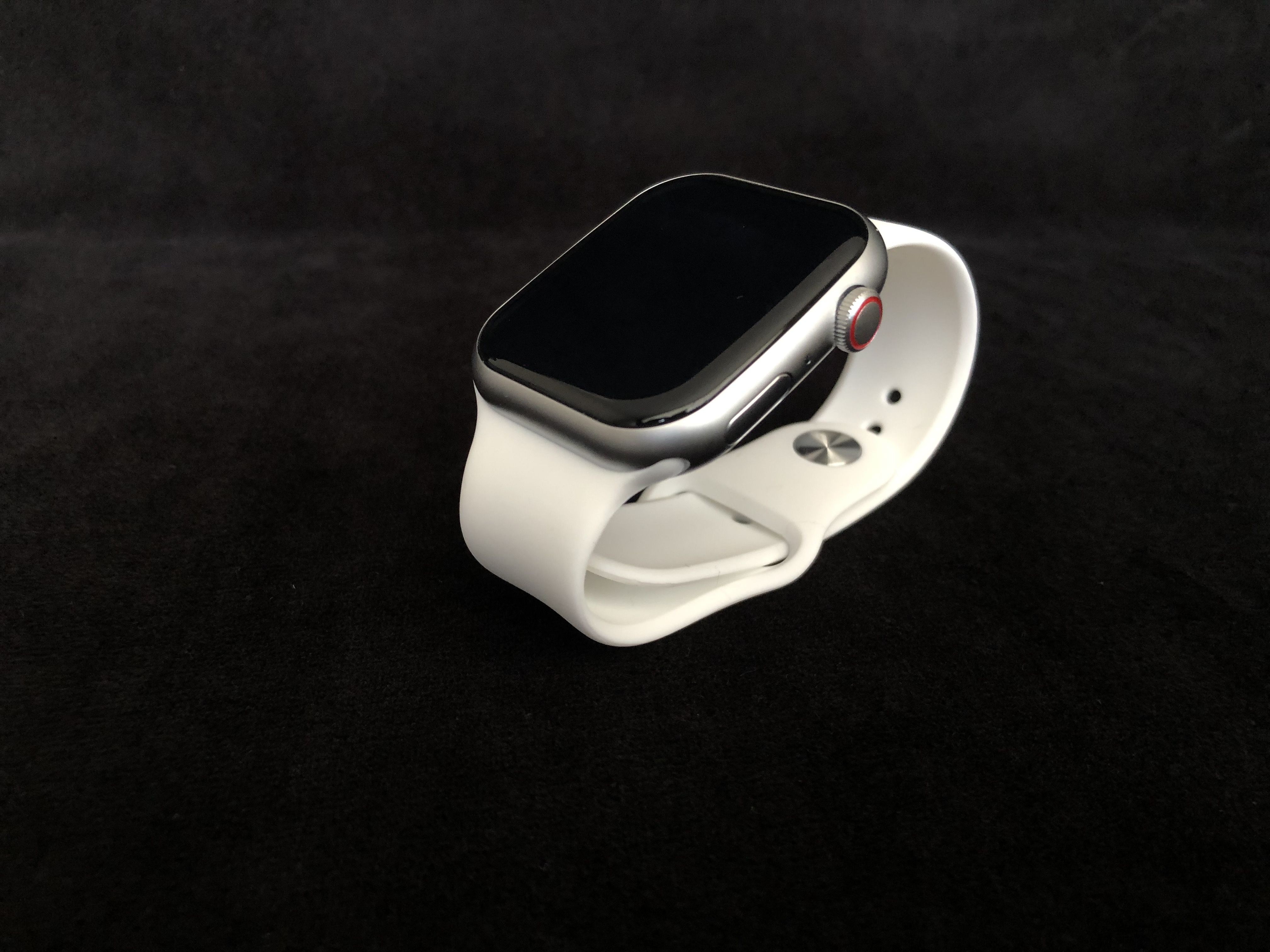 Умные часы Apple Watch Series 8 45mm купить на OZON по низкой цене