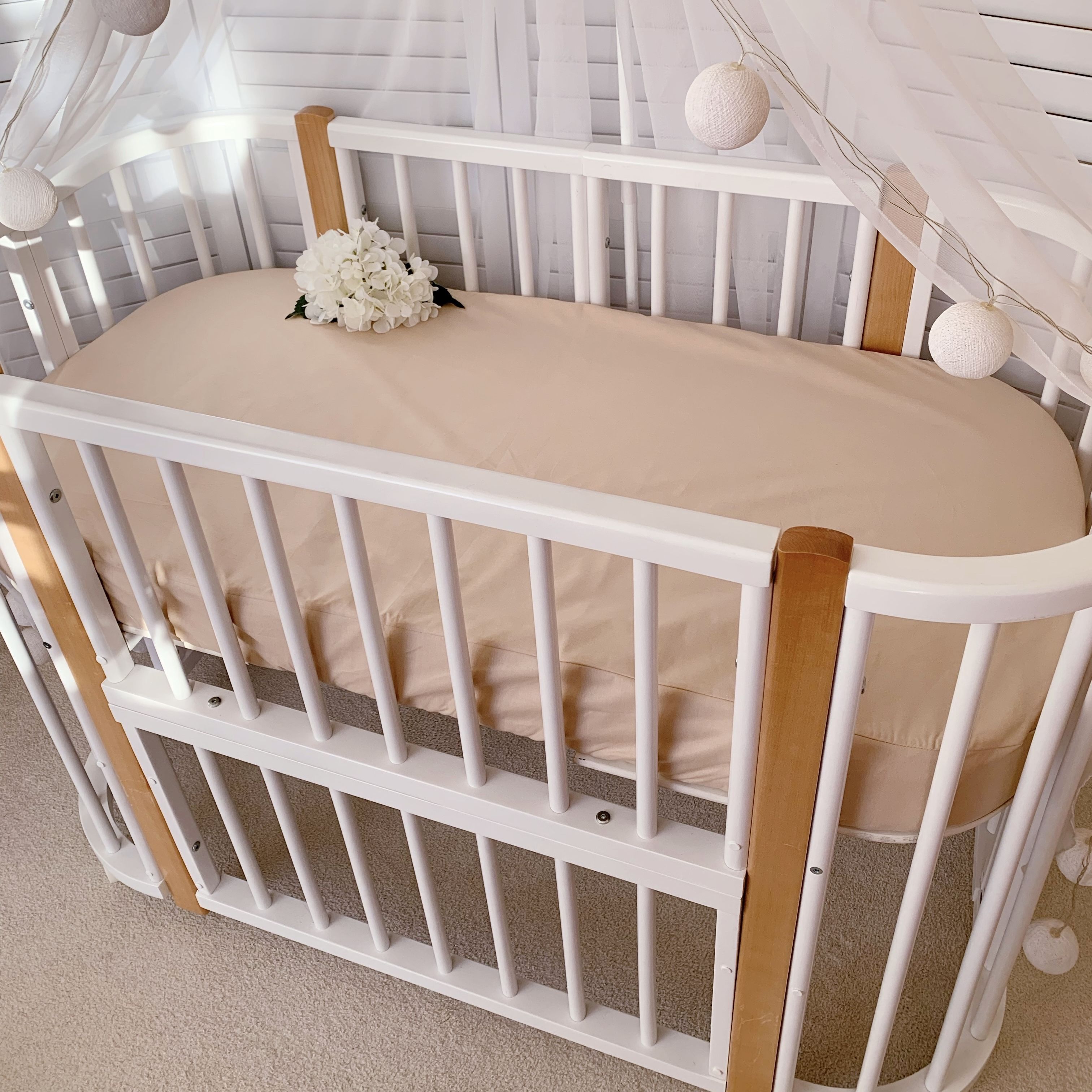 Держатель для простыни. Детская простынь на резинке. Подзор для кровати икеа. Резинки кроватку. Резинки кроватку.