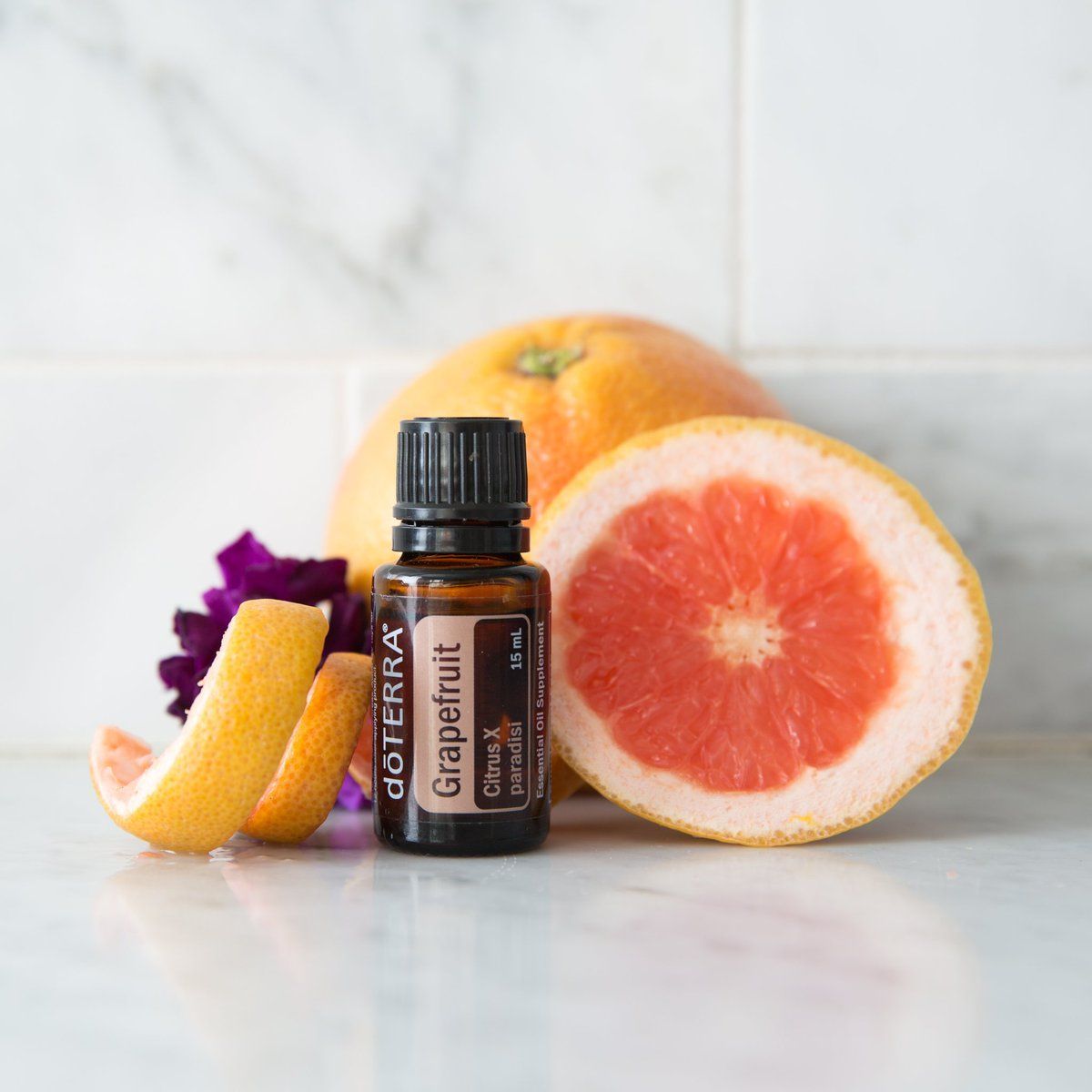 Белый грейпфрут дотерра. Грейпфрут grapefruit дотерра. масло грейпфрута дотерра. doterra масла грейпфрут. grapefruit doterra 15 ml.