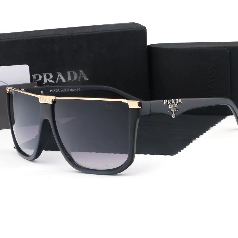 Prada Очки солнцезащитные...